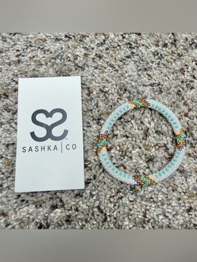 Sashka Co. Limited Edition Boho Beaded Bracelet White Turqoise Gold Silver